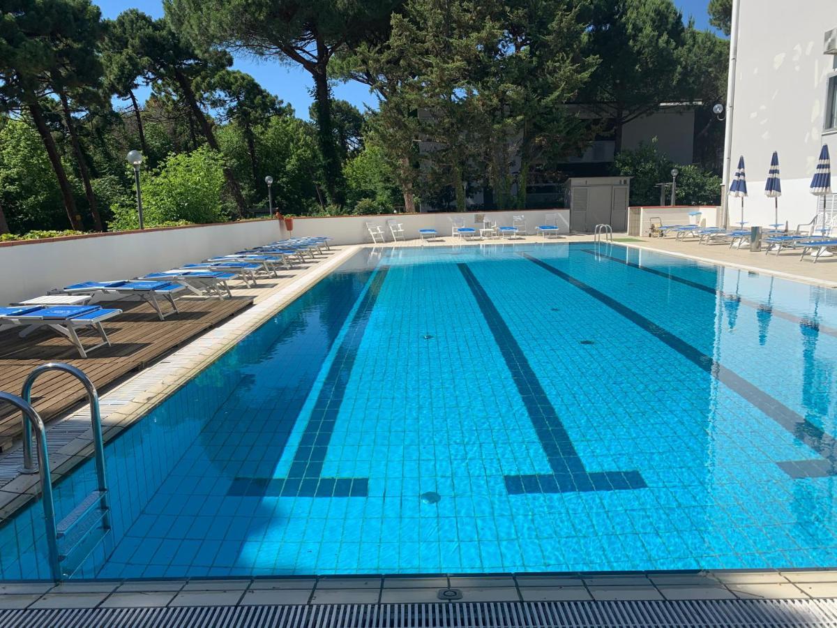 G&D Hotel Deanna Pool&Brunch Milano Marittima Exterior foto